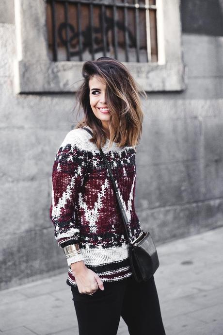 Gone in 60 Seconds Duffle_Coat-CA-Etnich_Sweater-Loafers-Outfit-Street_Style-Celine_Trio_Bag-2