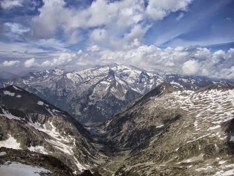 Cresta Besiberris desde Cavallers (AD) Cresta Besiberris desde Cavallers (AD)