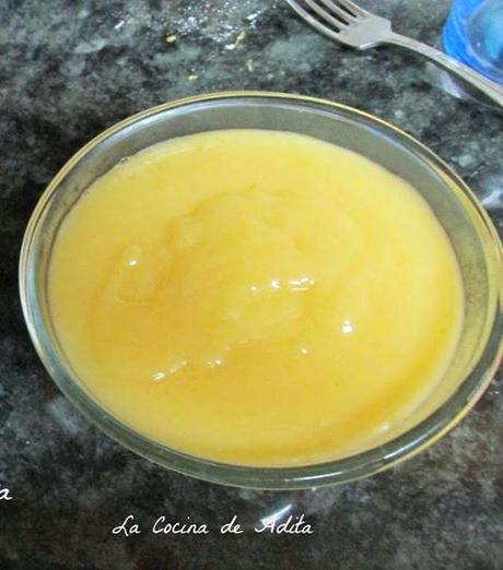 TARTA DE CREMA DE VAINILLA, CON UVAS NEVADAS TARTA DE CREMA DE VAINILLA, CON UVAS NEVADAS