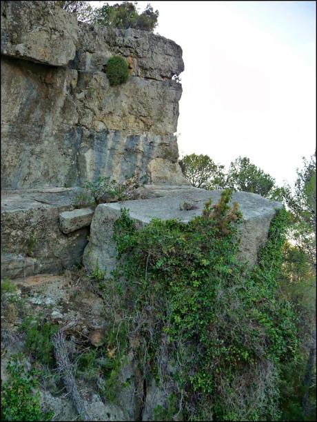 Un Paseo por La Crevá (Quebrada) de Cirat Un Paseo por La Crevá (Quebrada) de Cirat
