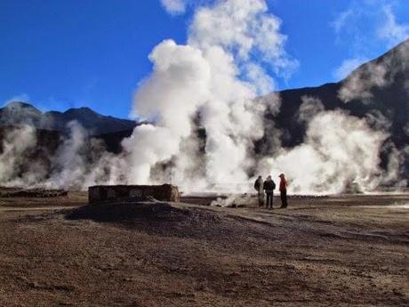 Géiseres de El Tatio Mallku. Atacama. Chile Géiseres de El Tatio Mallku. Atacama. Chile
