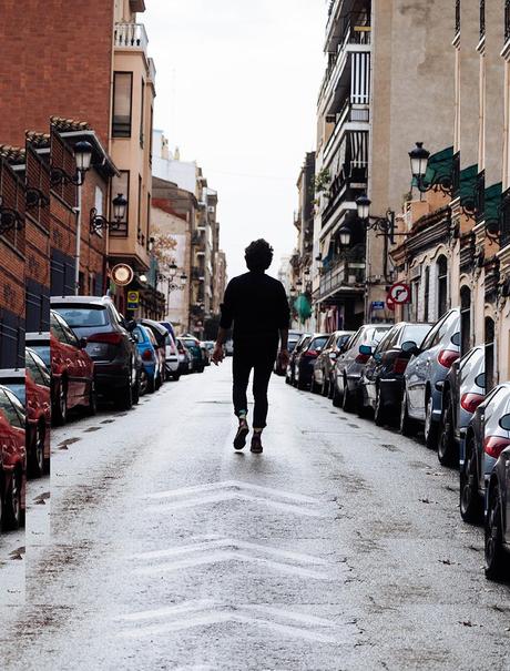 DOWNTOWN down_town_zara_knit_sweater_h&m_black_jeans_zara_oxford_shoes_outfit_streetstyle_glamour_narcotico_menswear_lifestyle_blog (3)