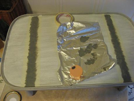 Una mesita para el sofá Una mesita para el sofá