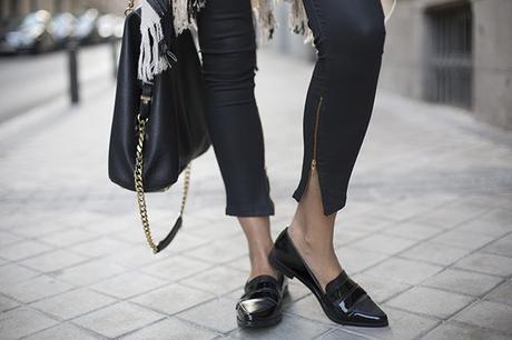 COMFY TUESDAY OUTFITS, asos, poncho, cintuton malla, mango, rayban aviator, La morenita complements, river island, pointed shoes, guiadeestilo, cristina blanco, guia de estilo blog
