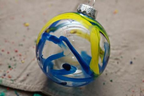 diy-bolas-navidad-personalizadas-diy-adornos-navidenos diy-bolas-navidad-personalizadas-diy-adornos-navidenos