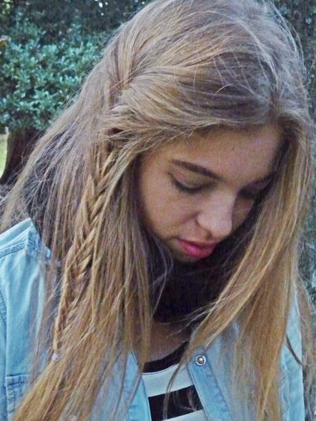 Como disimular el rizo lateral de mi cabello casi imposible de dominar Como disimular el rizo lateral de mi cabello casi imposible de dominar