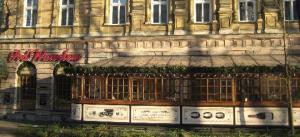 CRACOVIA: UNA CIUDAD que SORPRENDE CRACOVIA: UNA CIUDAD que SORPRENDE