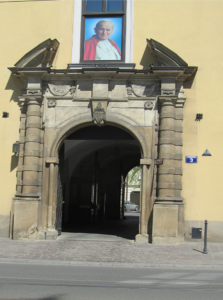 CRACOVIA: UNA CIUDAD que SORPRENDE CRACOVIA: UNA CIUDAD que SORPRENDE