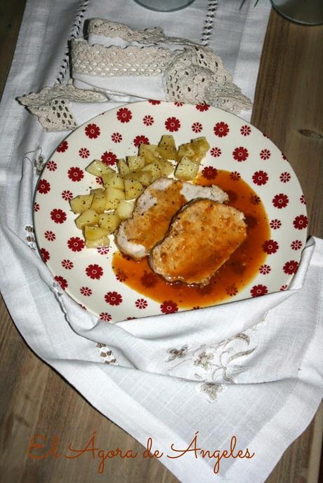 Lomo de cerdo asado con zumo de naranja, mostaza y miel El Ágora de Ángeles lomo de cerdo asado, naranja, mostaza, miel