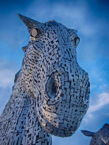 You’ll Be Amazed By Scotland’s New Giant Horse Head Sculptures 3