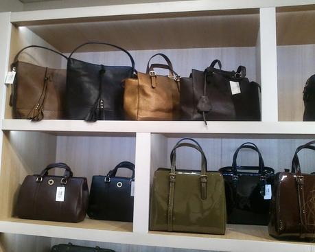 BLOGSSIPGIRL HA ESTADO ALLÍ: INAUGURACIÓN DE ALOI DON JAIME, MODA Y COMPLEMENTOS BLOGSSIPGIRL HA ESTADO ALLÍ: INAUGURACIÓN DE ALOI DON JAIME, MODA Y COMPLEMENTOS