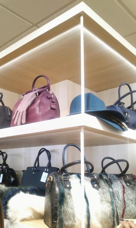 BLOGSSIPGIRL HA ESTADO ALLÍ: INAUGURACIÓN DE ALOI DON JAIME, MODA Y COMPLEMENTOS BLOGSSIPGIRL HA ESTADO ALLÍ: INAUGURACIÓN DE ALOI DON JAIME, MODA Y COMPLEMENTOS