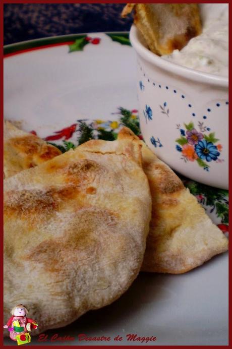 NAAM (PAN HINDÚ) DE QUESO Y COMINO NAAM (PAN HINDÚ) DE QUESO Y COMINO