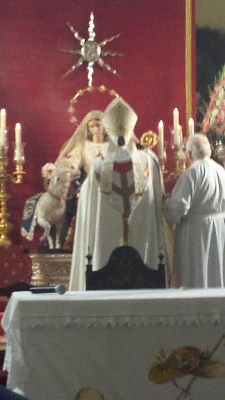 La Divina Pastora de Alcalá de Guadaira fue bendecida por Monseñor Asenjo