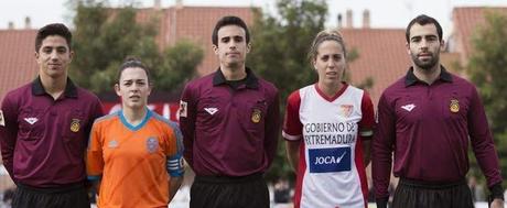 Denuncian por coacciones al Presidente de los Arbitros extremeños...!y es noticia nacional! (no somos nada) Denuncian por coacciones al Presidente de los Arbitros extremeños...!y es noticia nacional! (no somos nada)