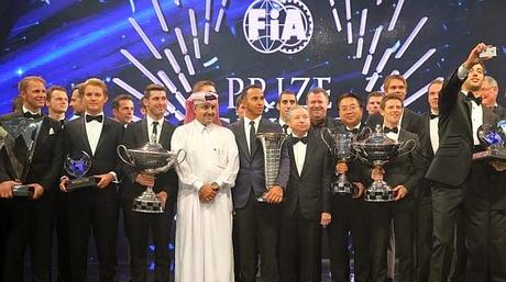 GALA DE LA FIA 2014 - HAMILTON RECIBE SU SEGUNDO TROFEO DE CAMPEÓN