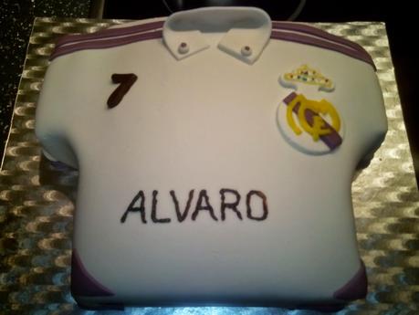 Segunda entrega de tarta camiseta Real Madrid