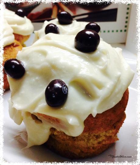 Bizcochitos de calabaza con crema de queso y conguitos Bizcochuelo de calabaza con crema de queso y conguitos 1