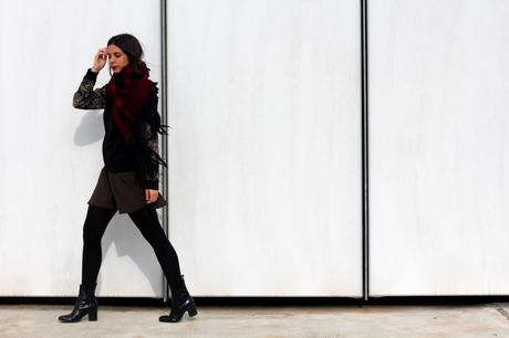 Look con Falda y Sudadera photo faldaysudadera4_zps3cd0e64d.jpg