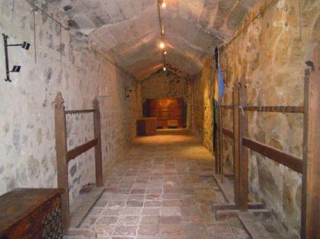 EXCURSIÓN A CONSUEGRA LRG Magazine - Sala de Armas