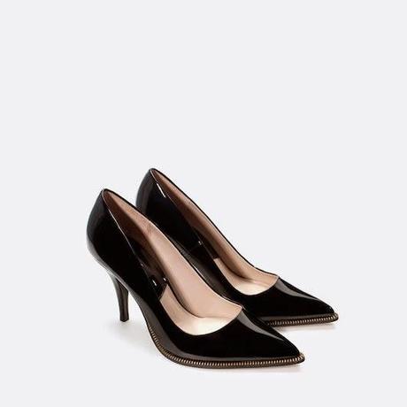 Con tacón alto Con tacón alto