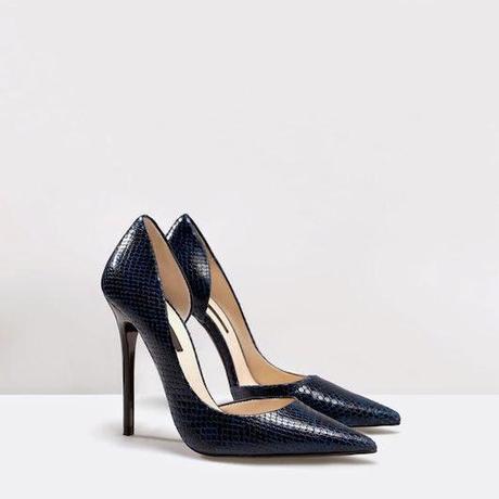 Con tacón alto Con tacón alto