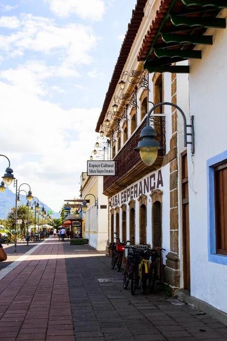 PICNIC EN LA PLAYA DE MARESIAS + REVISTA JENGIBRE EDICIÓN VERANO 2014/15 PICNIC EN LA PLAYA DE MARESIAS + REVISTA JENGIBRE EDICIÓN VERANO 2014/15