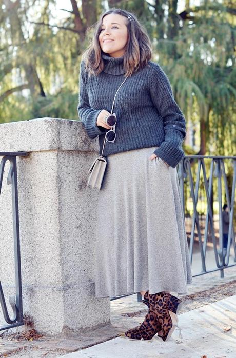 madrid strretstyle, grey on grey look, total grey outfit