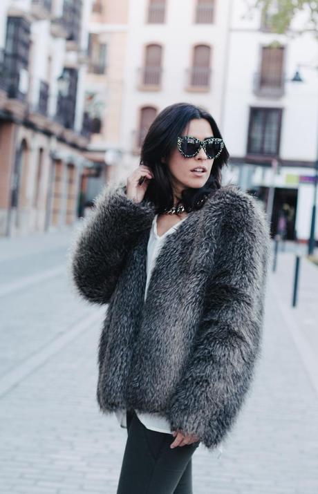 FLUFFY COAT FLUFFY COAT