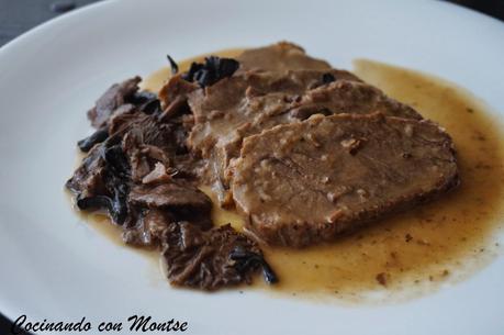 Redondo de ternera con setas Redondo de ternera con setas