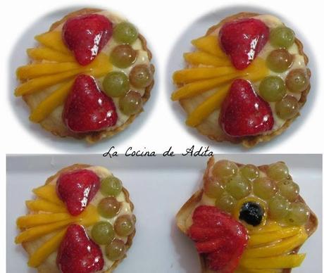TARTALETAS CON CREMA DE VAINILLA Y FRUTAS TARTALETAS CON CREMA DE VAINILLA Y FRUTAS