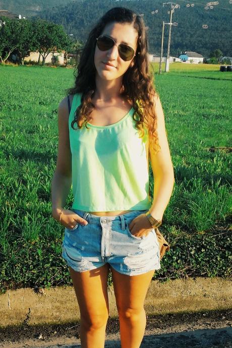 SHORT + CROP TOP SHORT + CROP TOP