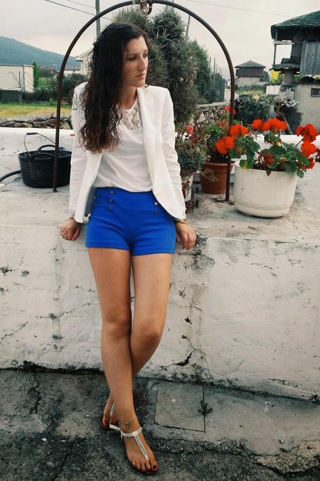 BLUE + WHITE BLUE + WHITE