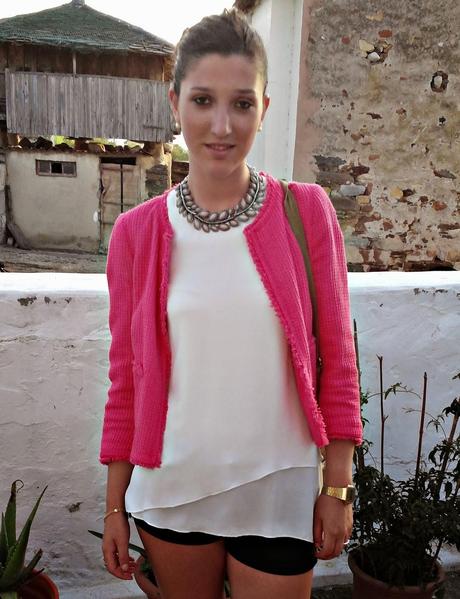 SIMPLE LOOK SIMPLE LOOK