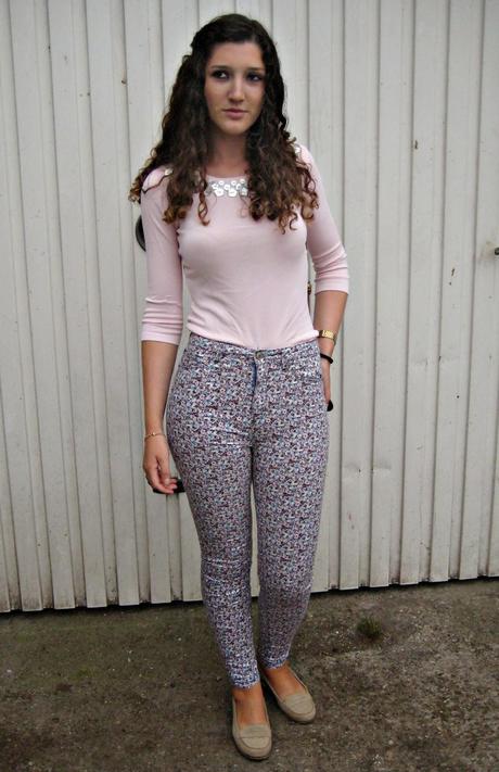 PANTALÓN FLORES PANTALÓN FLORES