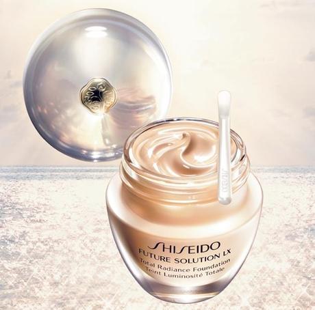 Esta Navidad Regala Maquillaje de Alta Costura Esta Navidad Regala Maquillaje de Alta Costura