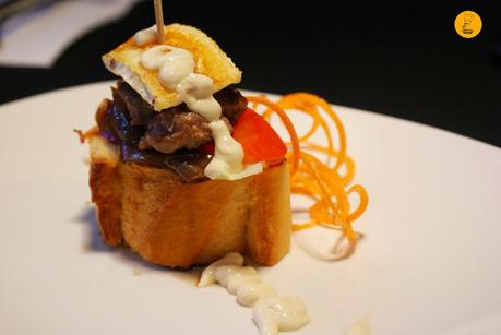 Burguer Lovers: Mini hamburguesa Francesa Burguer Lovers: Mini hamburguesa Francesa