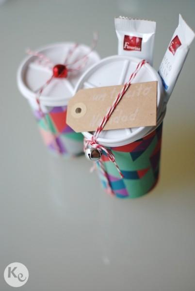 DIY #172. Un trocito de Navidad/ A piece of Christmas Christmas favors coffee cups wrapping