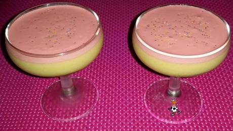 FLAN DE CHOCOLATE BLANCO CON MERENGUE ROSA FLAN DE CHOCOLATE BLANCO CON MERENGUE ROSA