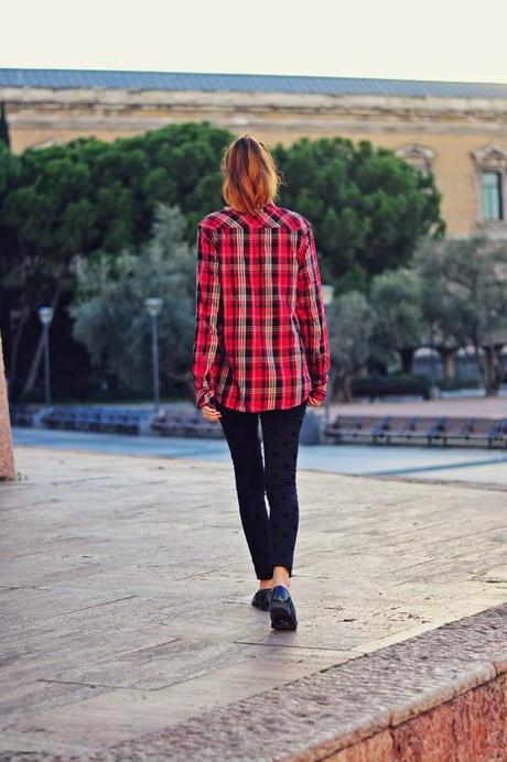 UN BÁSICO: CAMISA DE CUADROS UN BÁSICO: CAMISA DE CUADROS