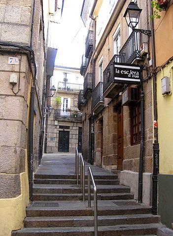 Calle Paxaro Zona de Vinos