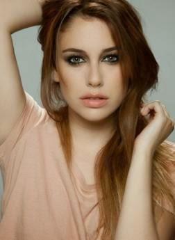 CARLOS, EMPERADOR de DIAGONAL TV, estará protagonizada por ÁLVARO CERVANTES y BLANCA SUÁREZ CARLOS, EMPERADOR de DIAGONAL TV, estará protagonizada por ÁLVARO CERVANTES y BLANCA SUÁREZ