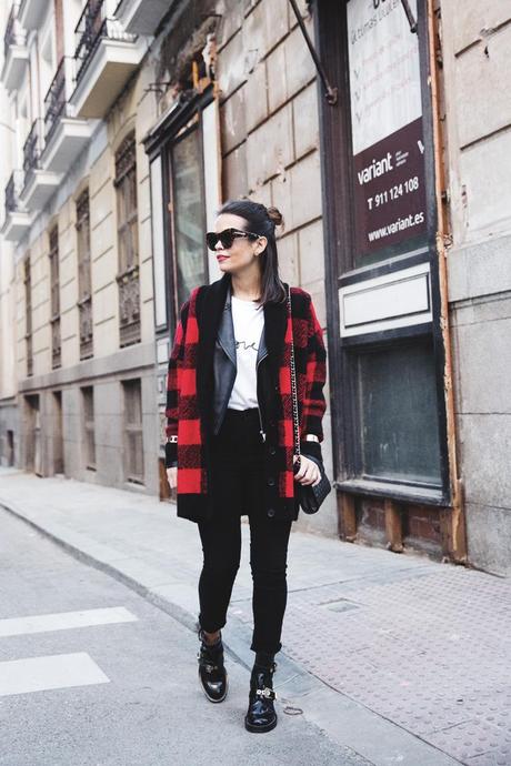 Checked_Cardigan-Black_And_Red-Balenciaga_Boots-Outfit-Rebecca_Minkoff-Quilted_Bag-Street_style-20