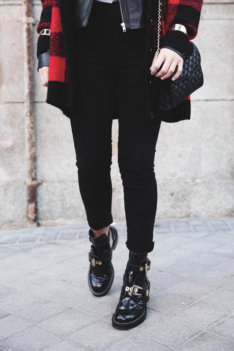 Checked_Cardigan-Black_And_Red-Balenciaga_Boots-Outfit-Rebecca_Minkoff-Quilted_Bag-Street_style-30