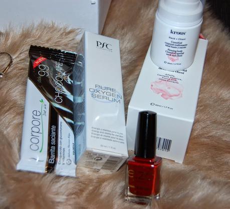 lA cAJA dE aVRIL dICIEMBRE lA cAJA dE aVRIL dICIEMBRE