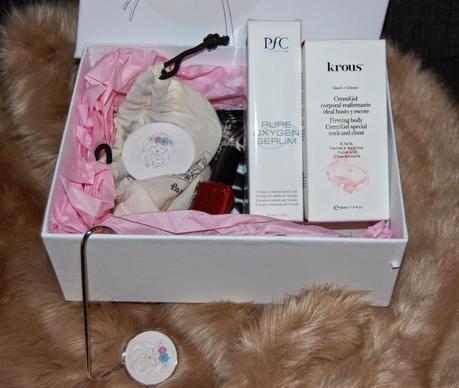 lA cAJA dE aVRIL dICIEMBRE lA cAJA dE aVRIL dICIEMBRE