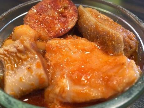 Callos con garbanzos. Callos con garbanzos.