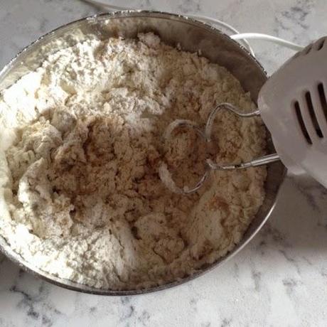 Cookies con chips de chocolate blanco y almendra Cookies con chips de chocolate blanco y almendra