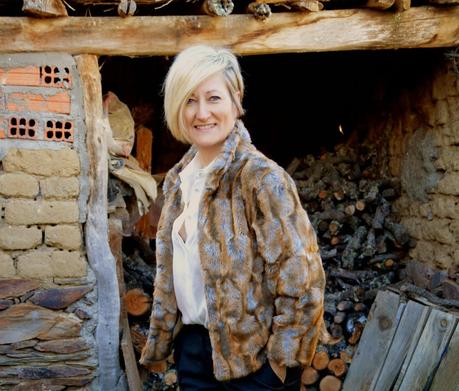 Palazzo pants and faux fur coat. Palazzo pants and faux fur coat.