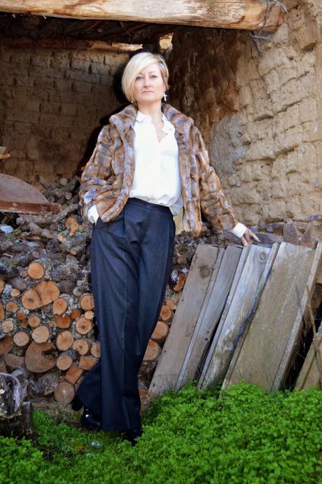 Palazzo pants and faux fur coat. Palazzo pants and faux fur coat.